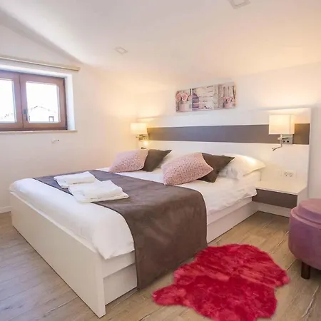 Apartment In - Istrien 40973 Porec