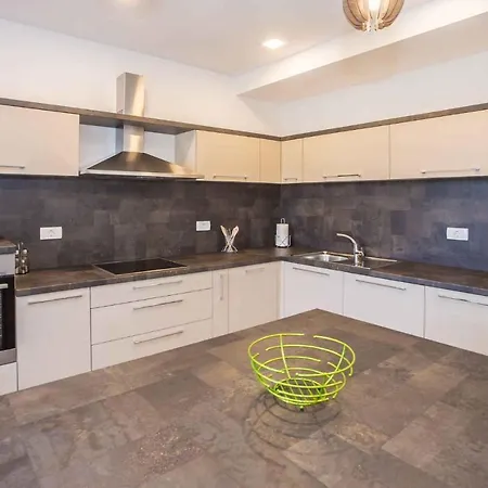 In - Istrien 40973 Apartment Porec